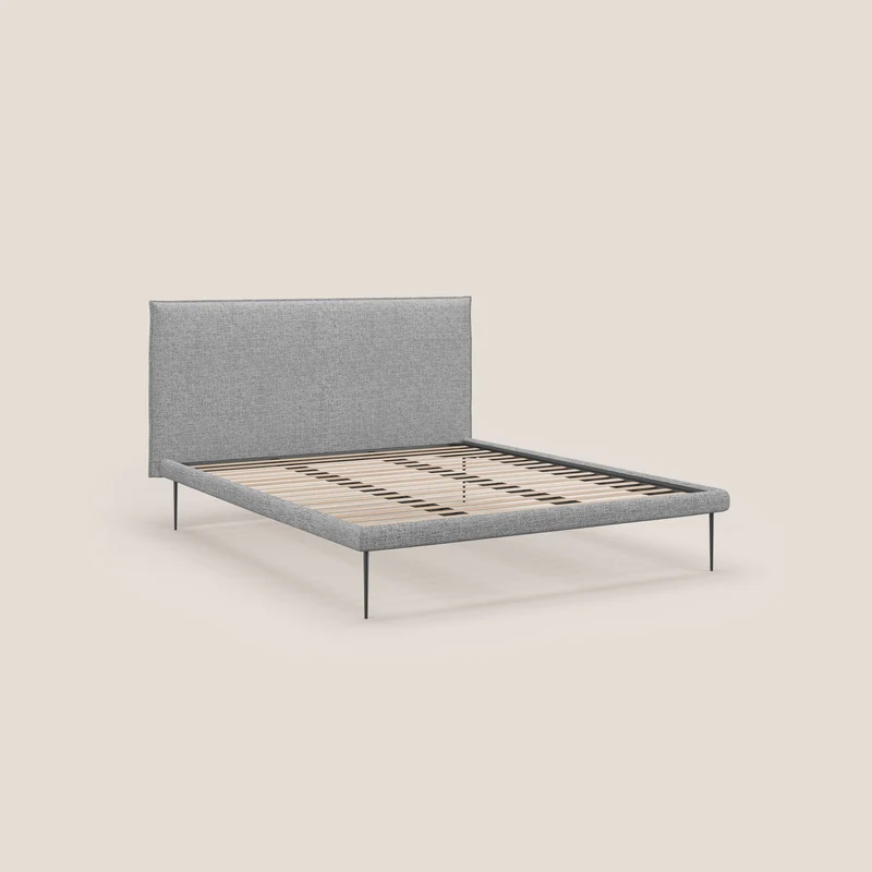 Theo lit moderne déhoussable avec pieds hauts en métal et tissu imperméable T10 gris clair
