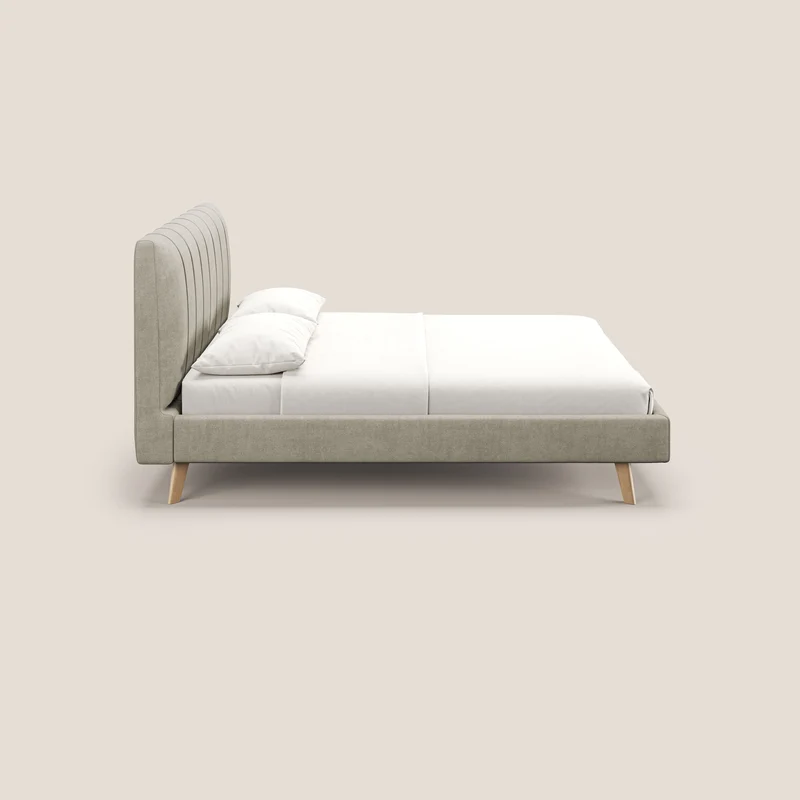 Selene lit rembourré avec pieds bois naturel déhoussable en tissu imperméable T02 crème