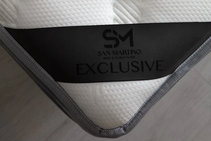Matelas San Martino Exclusif Ressorts Gris – 32 cm avec Surmatelas Intégré