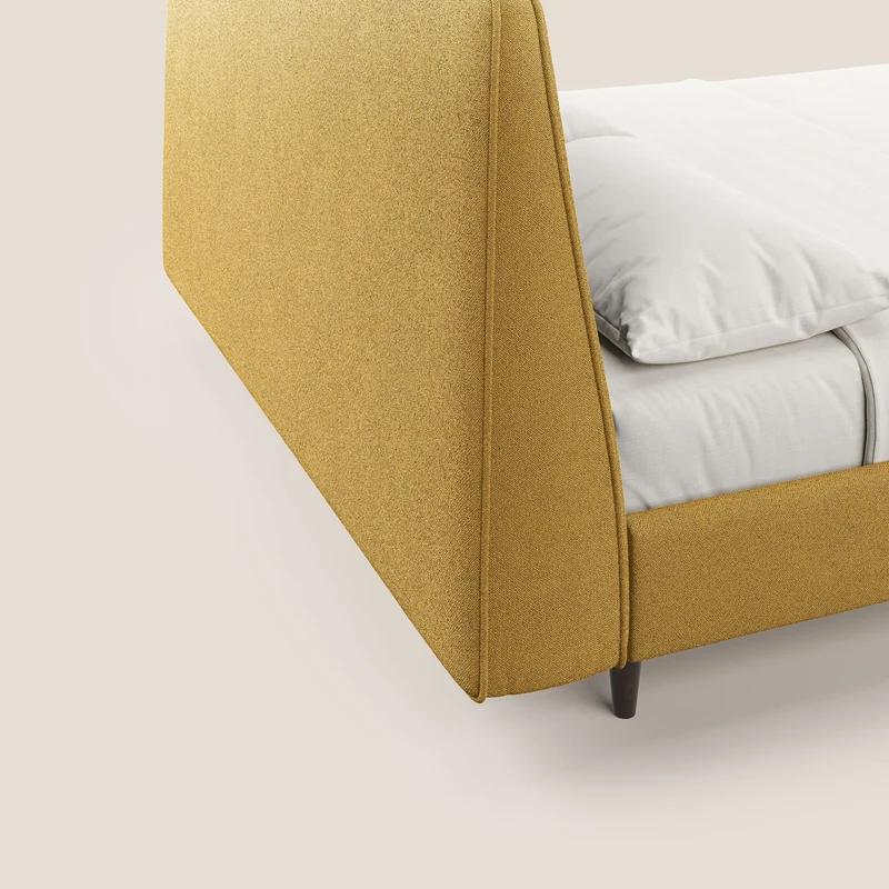 Dorotea lit rembourré avec pieds bois et tissu bouclette douce imperméable T07 jaune