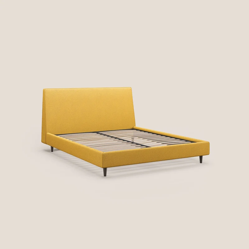 Dorotea lit rembourré avec pieds bois et tissu bouclette douce imperméable T07 jaune