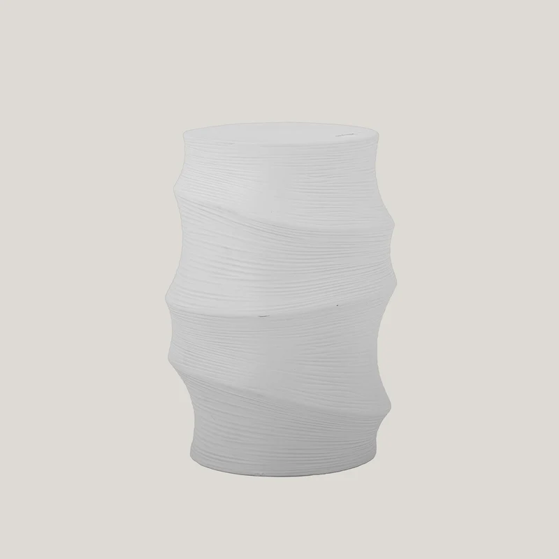Volise table basse sculpturale cylindrique en grès stoneware blanc