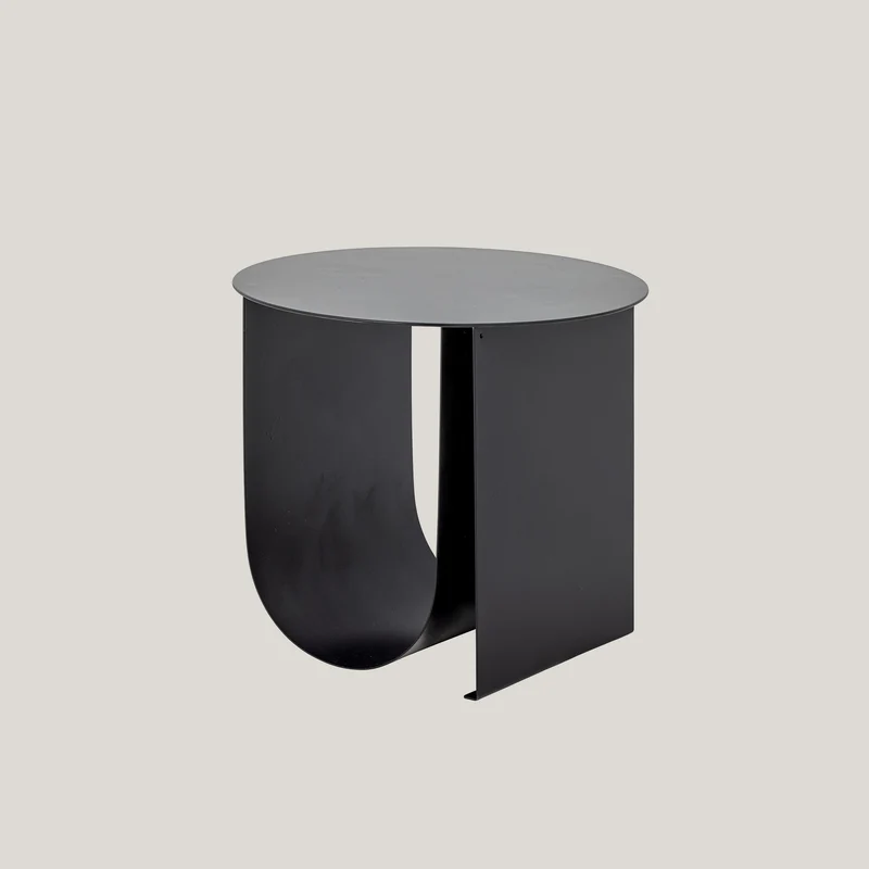 Table basse moderne en métal avec espace porte-revues noir