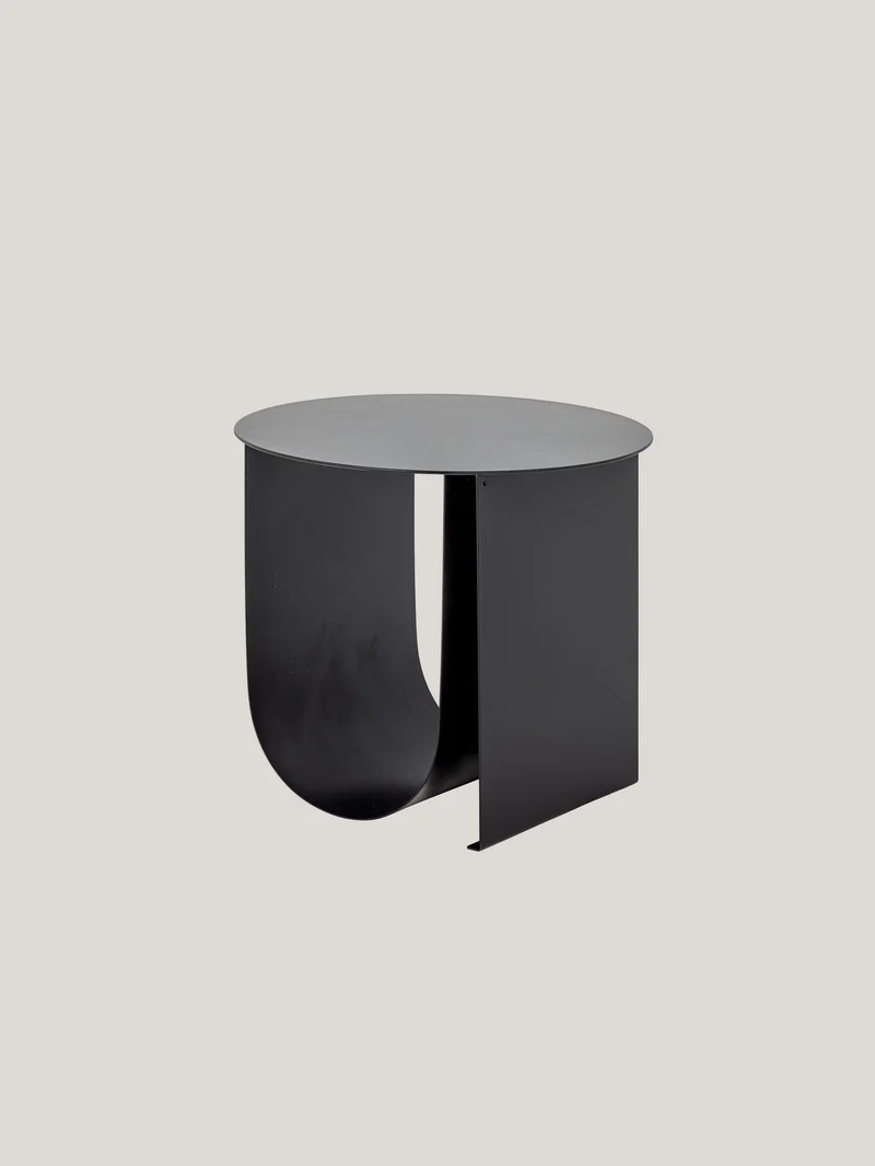 Table basse moderne en métal avec espace porte-revues noir