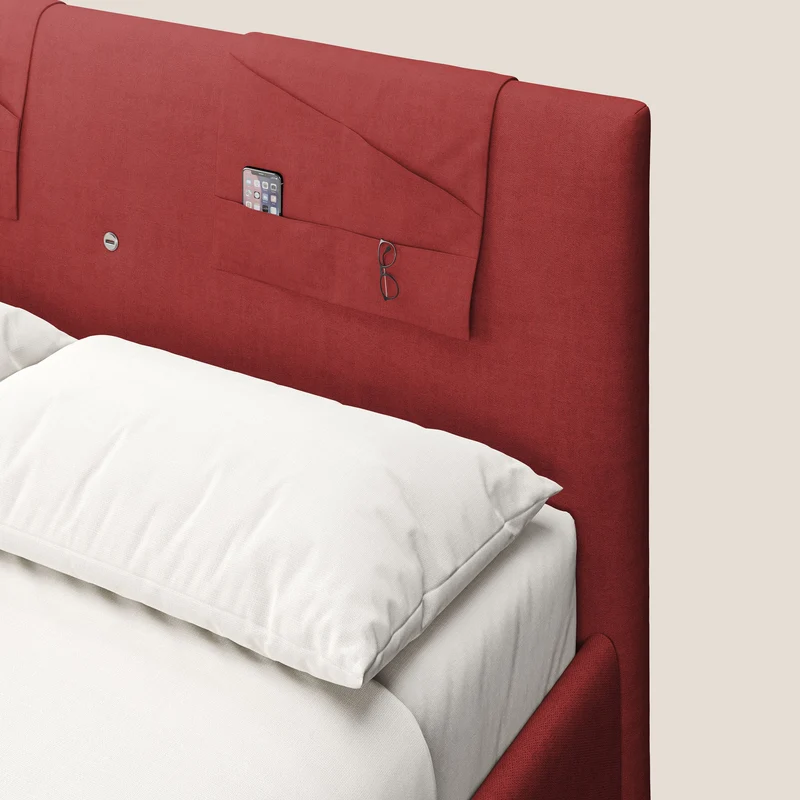Horus lit rembourré avec coffre et prise USB sur la tête de lit en tissu imperméable T02 rouge