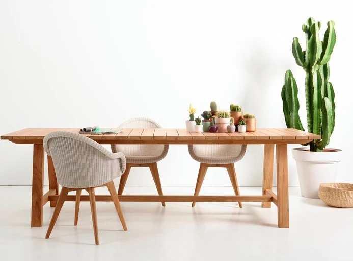 Table BERNARD en teck 260 x 100 cm