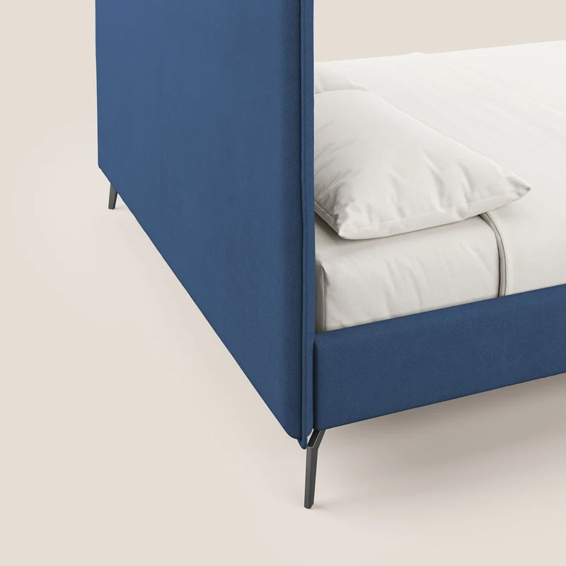 Iris lit rembourré déhoussable avec pieds noirs en tissu imperméable T02 bleu