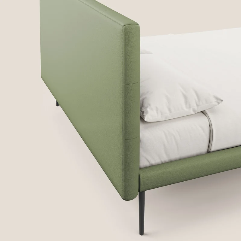 Midori lit rembourré capitonné avec pieds hauts en similicuir T04 vert