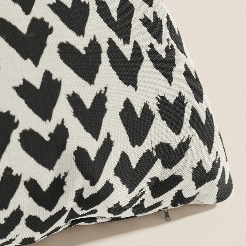 Arrow coussins géométriques en tissu hydrofuge noir