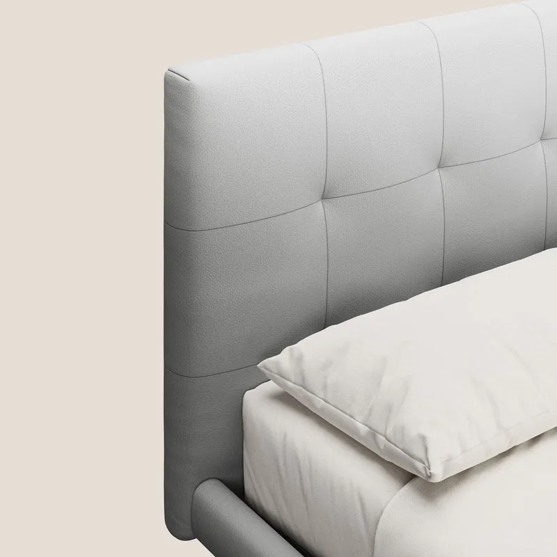 Midori lit rembourré capitonné avec pieds hauts en similicuir T04 gris clair