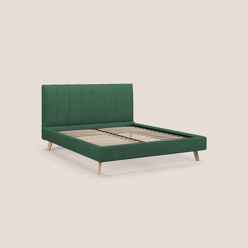 Selene lit rembourré avec pieds bois naturel déhoussable en tissu imperméable T02 vert