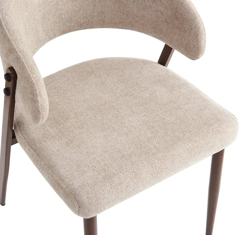Chaise Lamia pieds noyer velours marron glacé