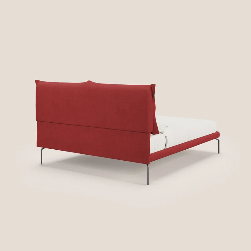 Bice lit rembourré avec coussins et pieds noirs en métal en tissu imperméable T02 rouge