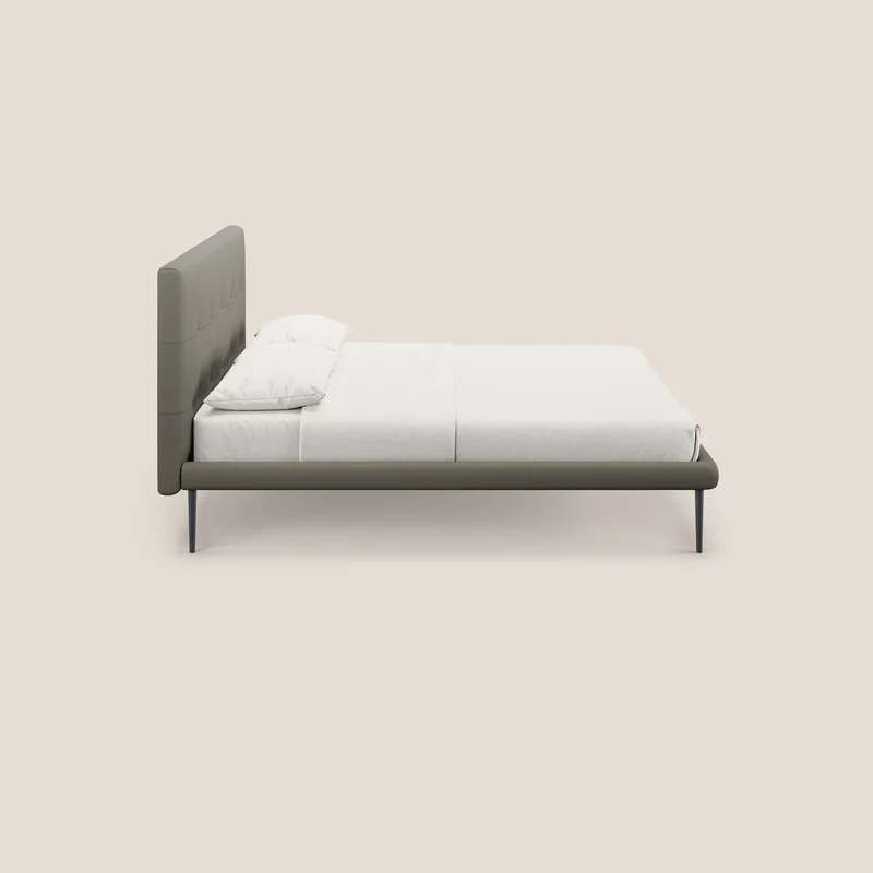 Midori lit rembourré capitonné avec pieds hauts en similicuir T04 taupe