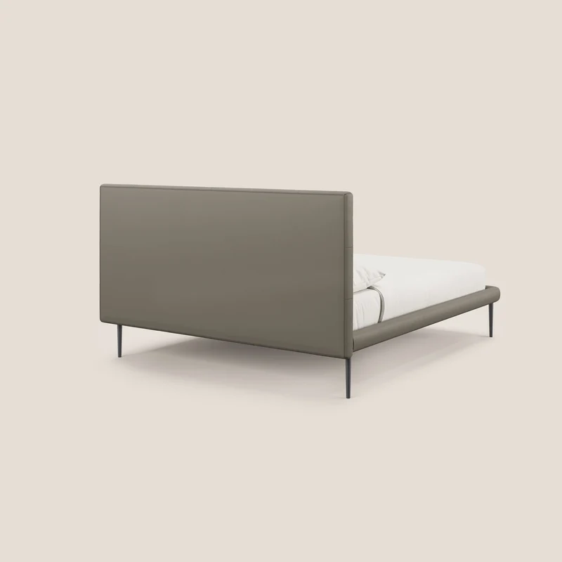 Midori lit rembourré capitonné avec pieds hauts en similicuir T04 taupe
