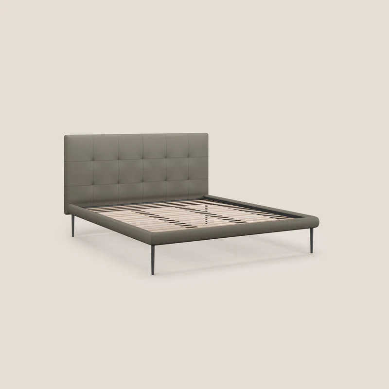 Midori lit rembourré capitonné avec pieds hauts en similicuir T04 taupe