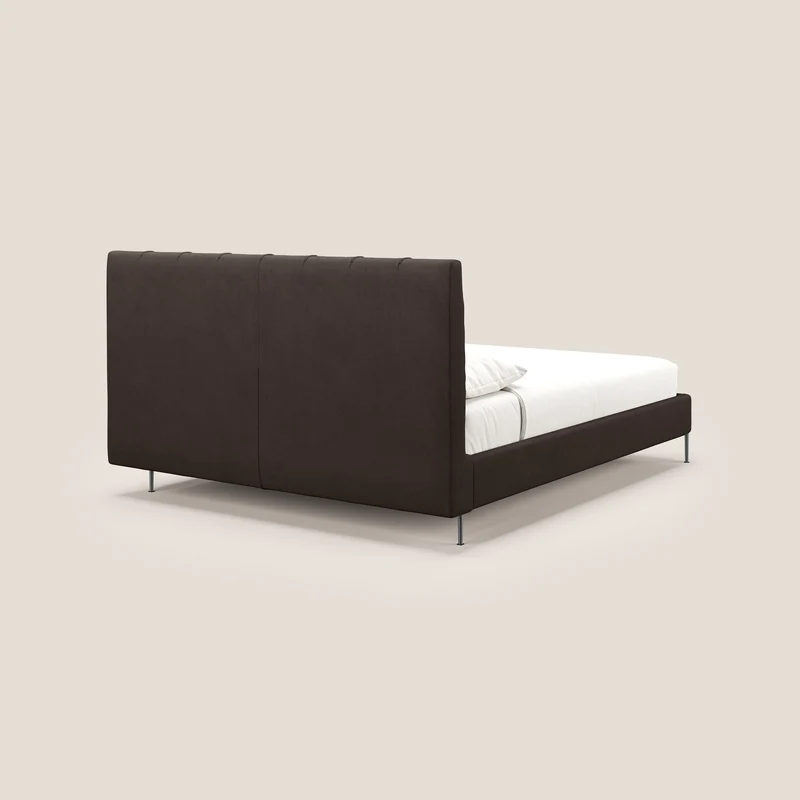 Calliope lit rembourré aux pieds hauts complètement déhoussable en tissu détachable T17 marron