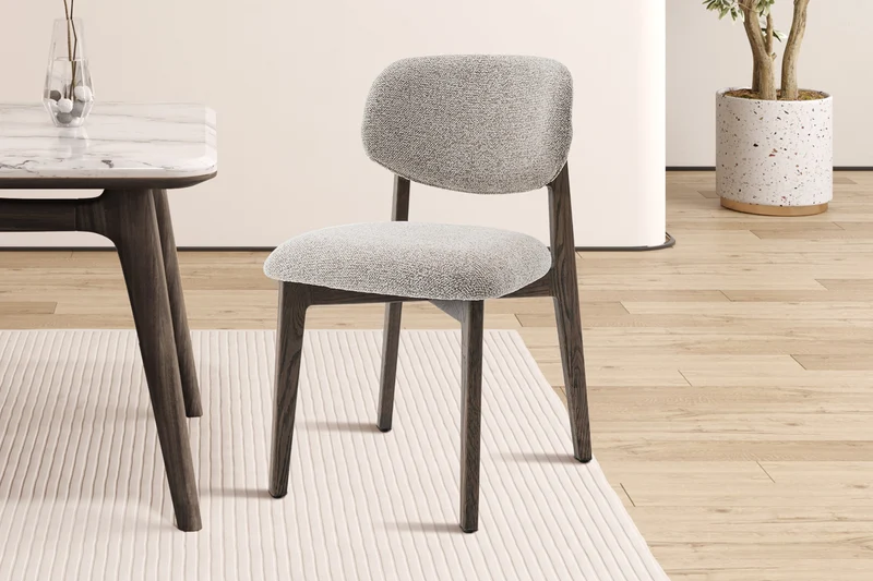 Chaise Carmen Chêne massive foncé Sable