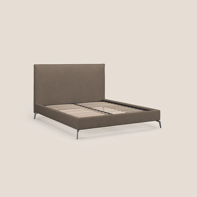 Iris lit rembourré déhoussable avec pieds noirs en tissu imperméable T02 marron