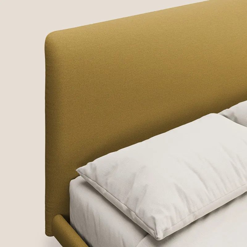 Noel lit minimaliste scandinave avec pieds foncés et tissu flammé imperméable T19 jaune