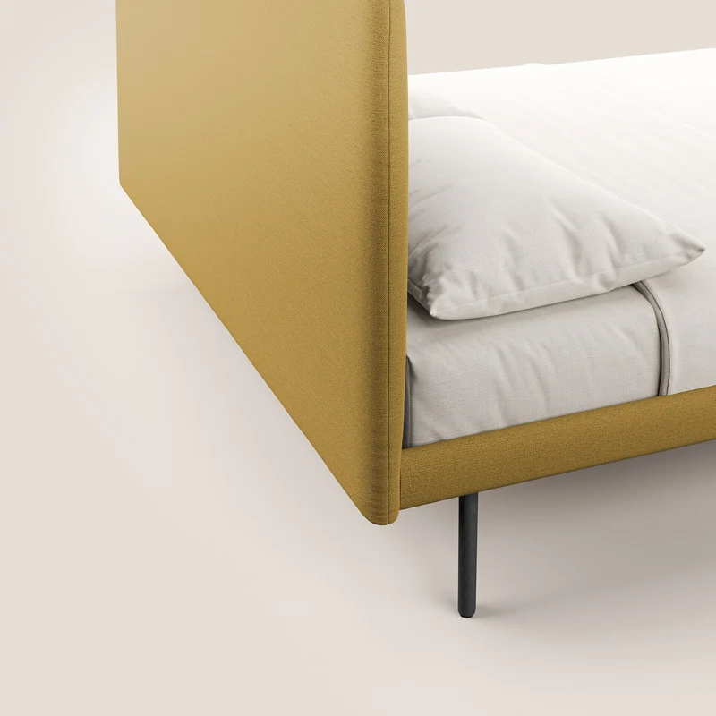 Noel lit minimaliste scandinave avec pieds foncés et tissu flammé imperméable T19 jaune