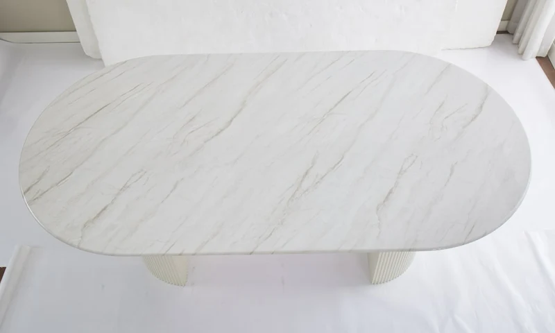 Table à manger ANNA plateau en céramique marbré blanc L 180 cm