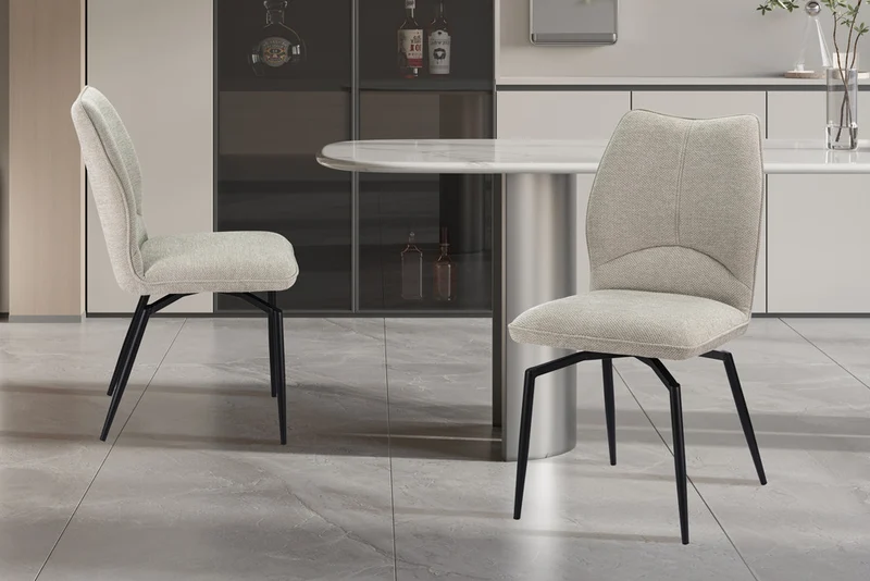 Chaise Strad – Pied Pivotant