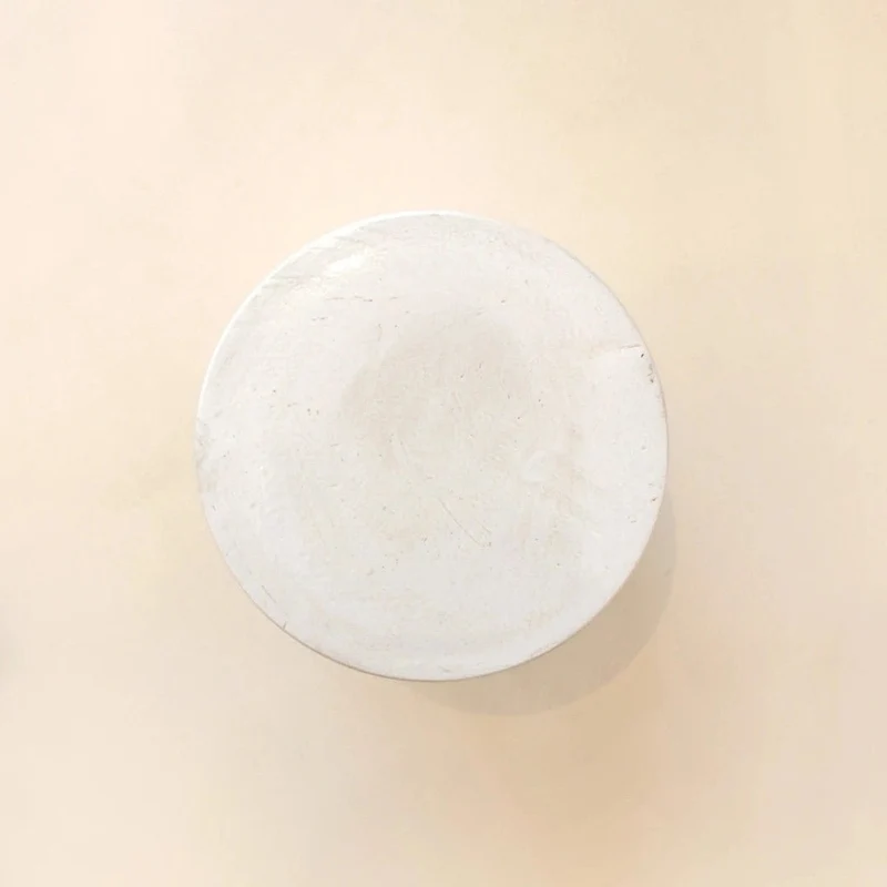 Guéridon en céramique crème