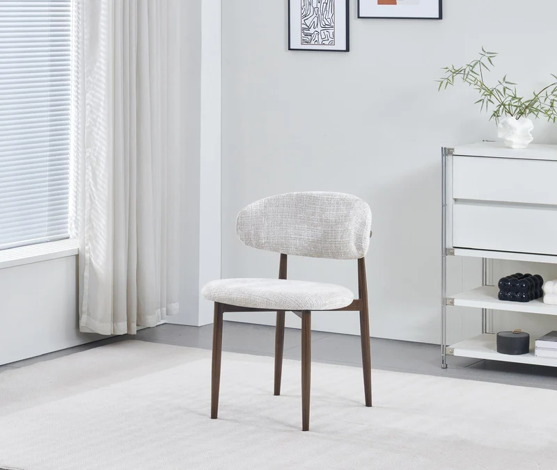 Chaise salle à manger – tissu Marbella - pied effet noyer grain – Lot de 2 / 4 – Lucile