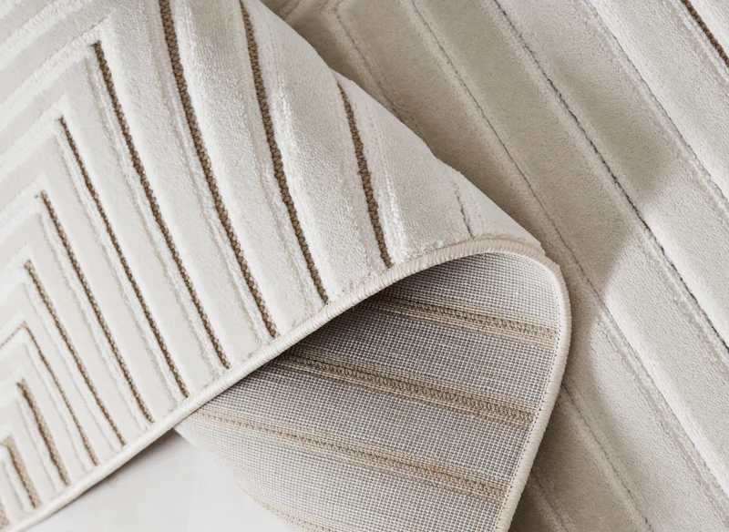 Tapis blanc écru à motifs chevrons 200 x 290 cm AMONA