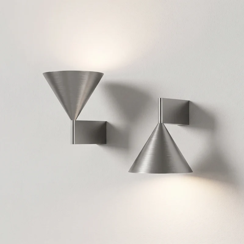 Applique Murale Conique Minimaliste en Aluminium Brossé - Toby