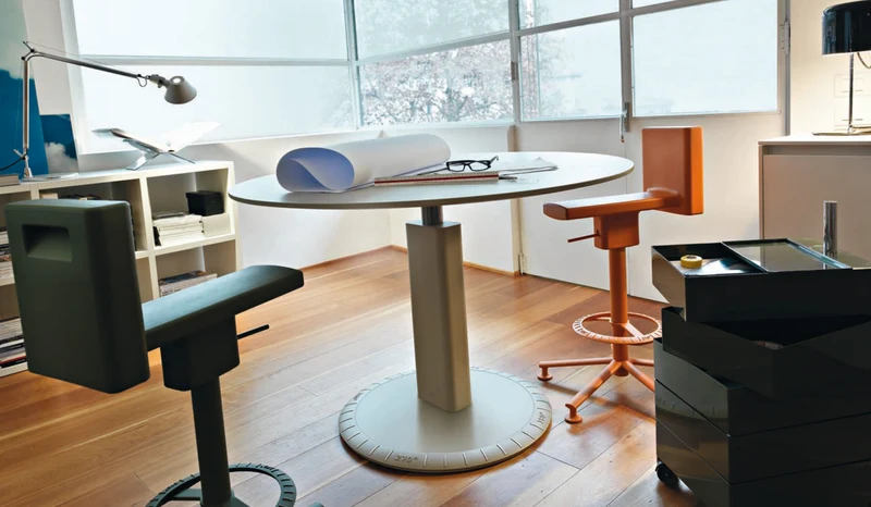360° - Tabouret pivotant à roulettes