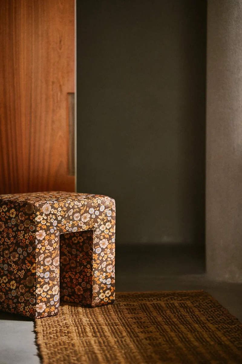 Tabouret Lobby