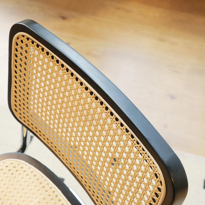 Lot de 4 chaises en rotin noir, style Breuer RUSTICSTONEELITE