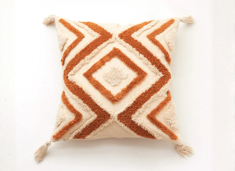 Coussin beige à motif losange orange 45x45 cm NIVLA