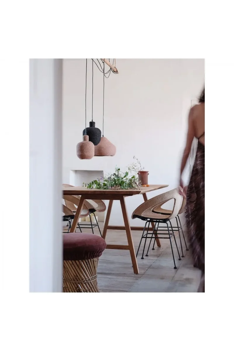 Table Pura V