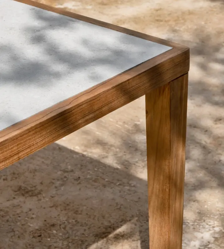 Table extérieure Volta cadre Teck et plateau céramique