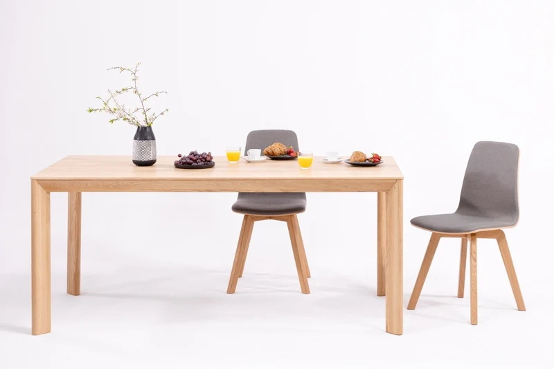 Table de salle à manger fixe en chêne massif DITA | VESKOR