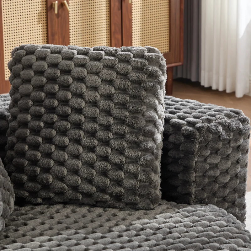 Fauteuil géant gris foncé en fausse fourrure avec pouf assorti en demi-lune FLOATING IRON MAX