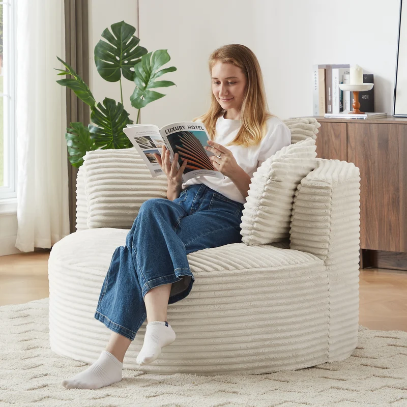 Fauteuil rond lounge en velours côtelé beige, assise profonde SAPPHIRESHORE