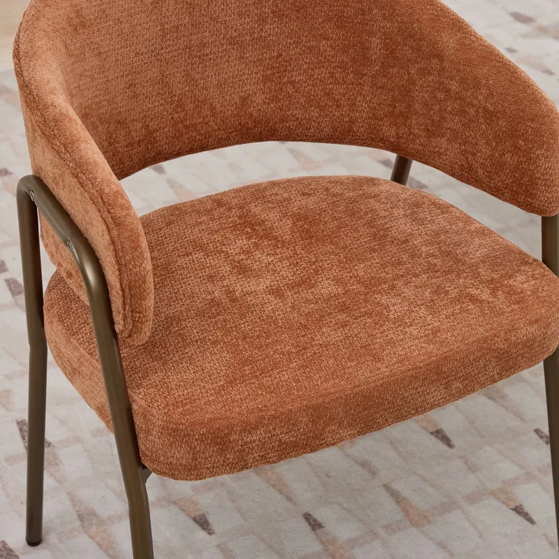 Chaise de salle à manger en chenille orange avec accoudoirs, pieds en laiton antique FLAREMERID