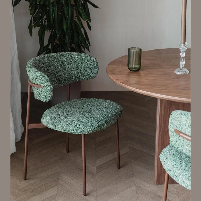 Chaise Claes