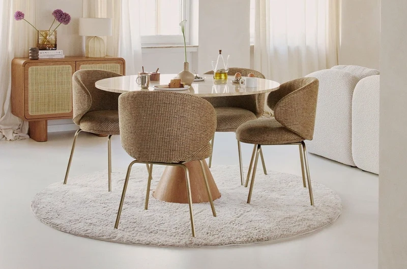 Chaise Savio