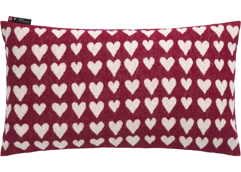 Coussin déhoussable 50x30cm SILVRETTA coeurs rouges
