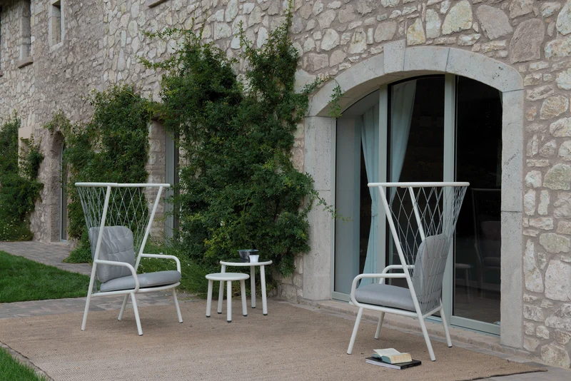 NEF- Fauteuil haut dossier