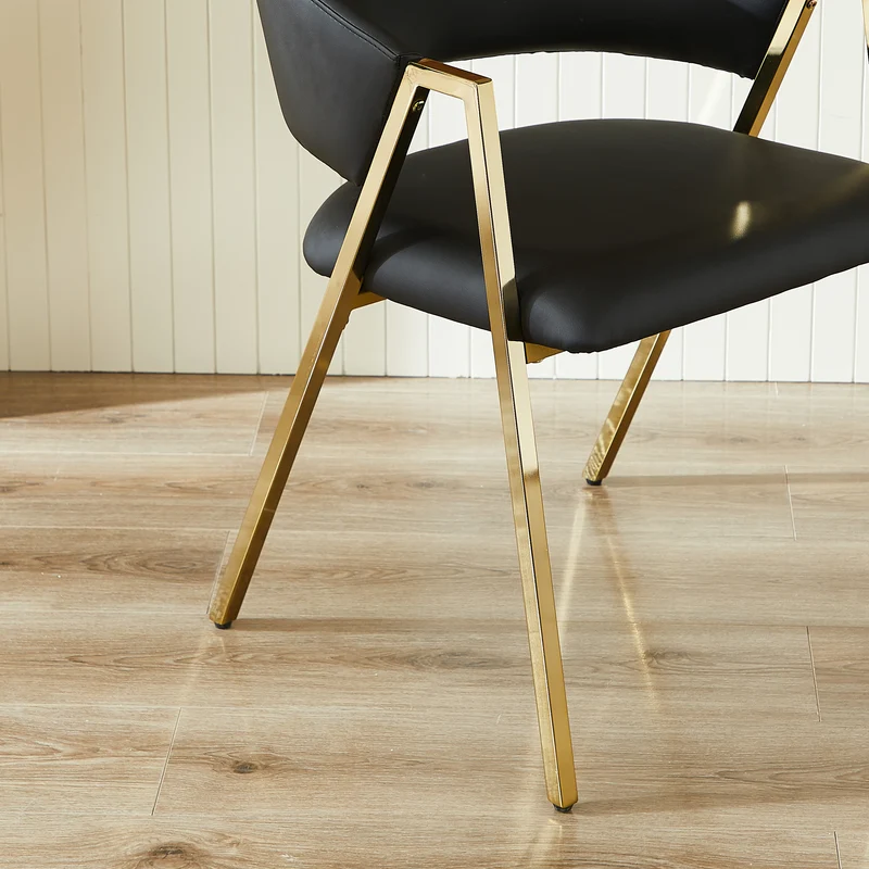 Lot de 2 chaises de salle à manger en similicuir noir, cadre métal doré CLASSICCEILINGHOME
