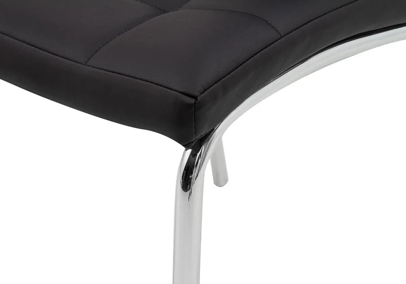 Table marbre blanc 6 chaises noires - Design