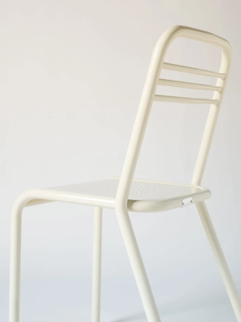 UD - Chaise