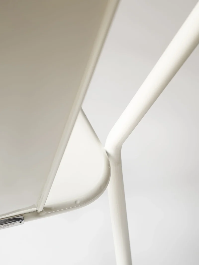 T37 - Chaise
