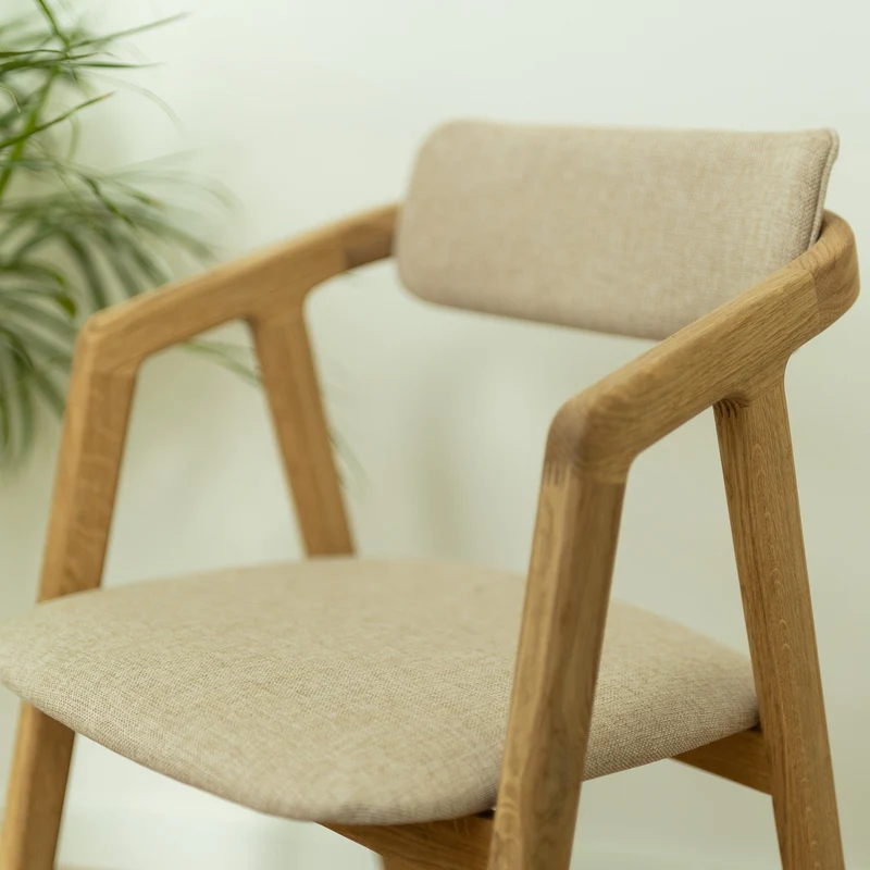 Lot de 2 ou 4 chaises de salle à manger en chêne massif rembourrées Soho | NordicStory